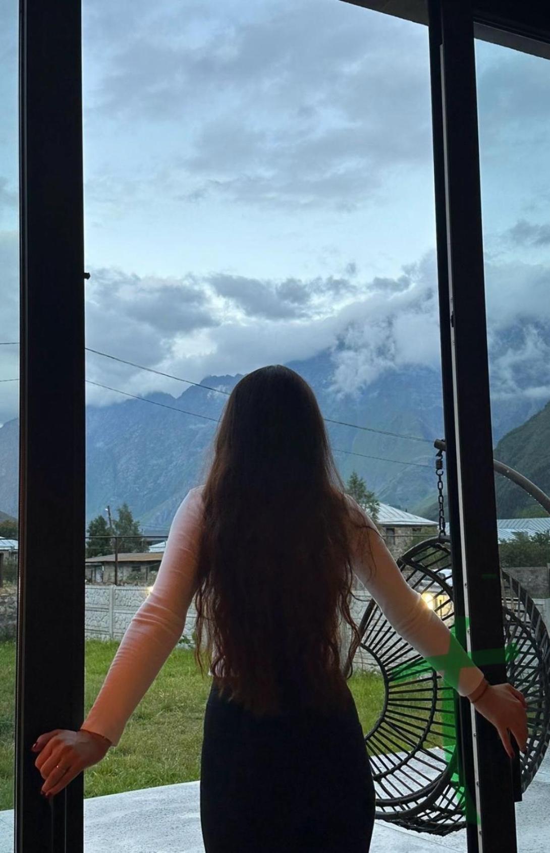 Vila Alpine Escape Kazbegi Exteriér fotografie